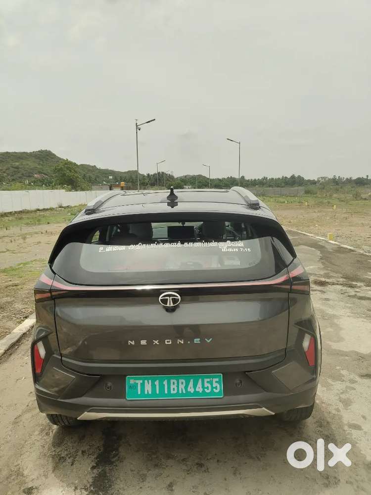 Tata Nexon EV 2025 fully company service record - Photo 2