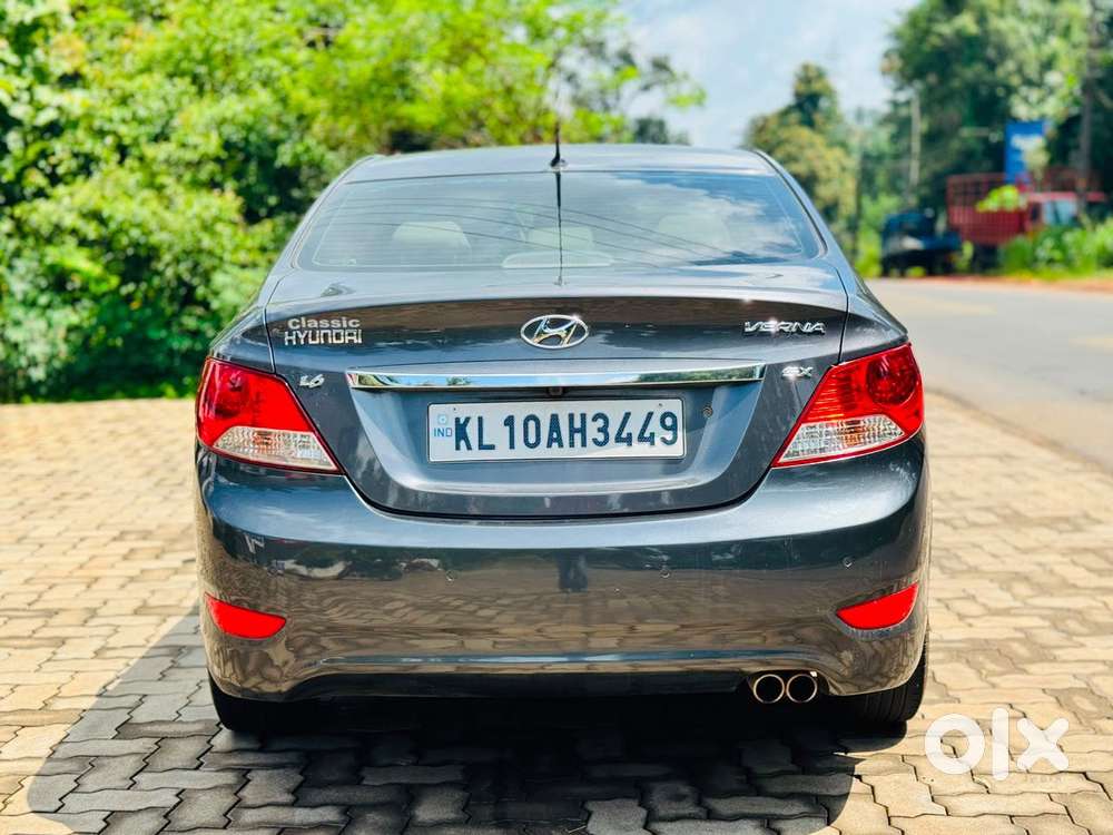 Hyundai Verna 1.6 Sx, 2011, Petrol