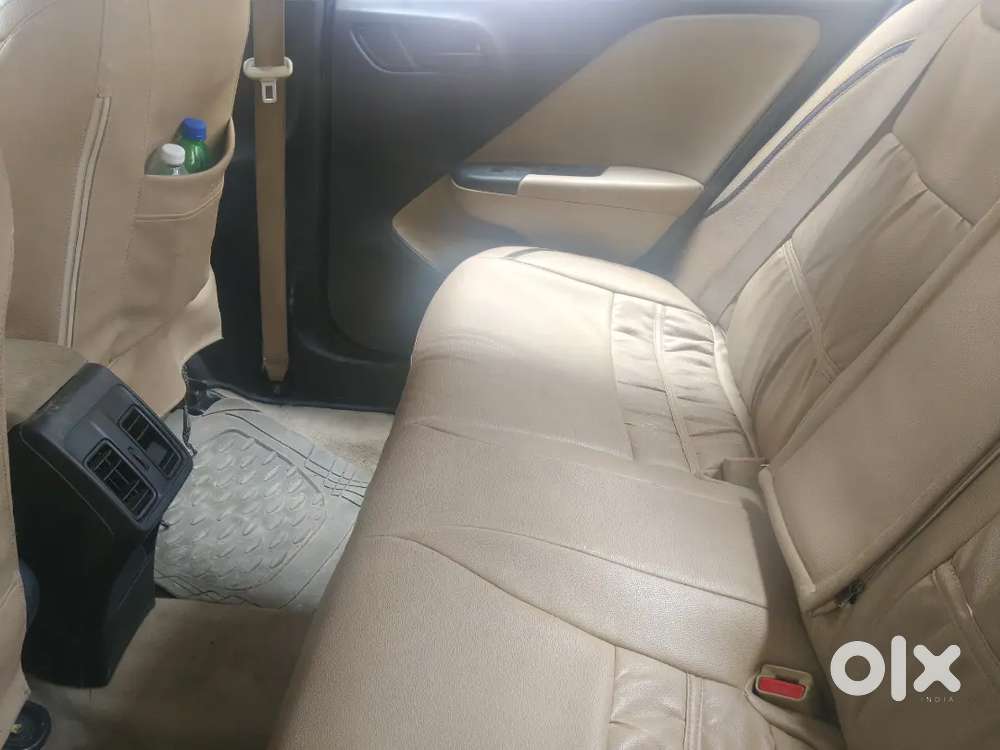 Honda City 2014 पेट्रोल मैनुअल