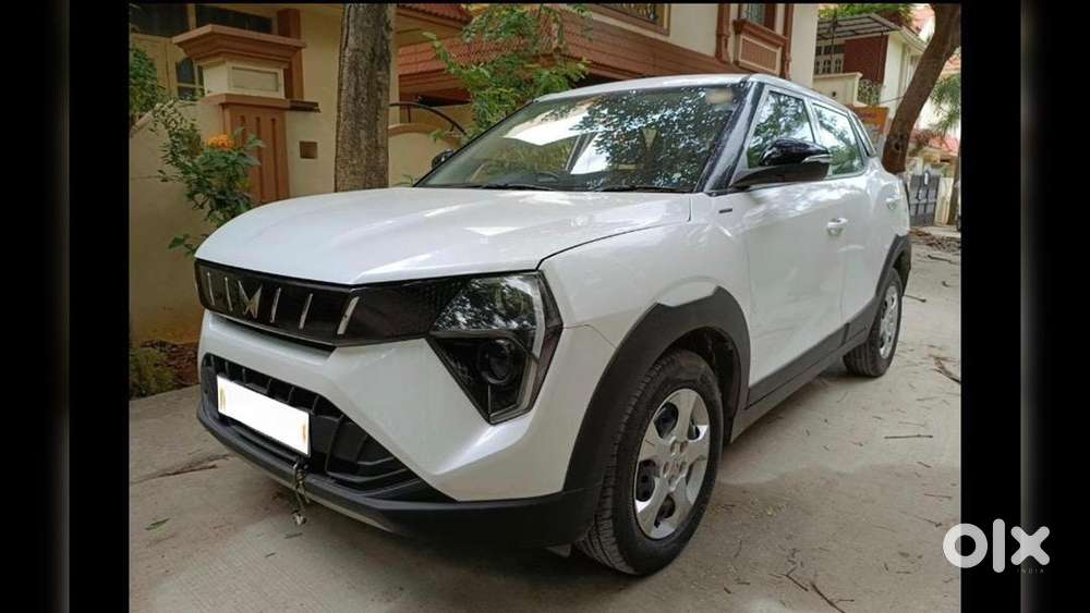 Mahindra Xuv 3xo Mx2 Pro At Petrol 2024  10,300 Kms
