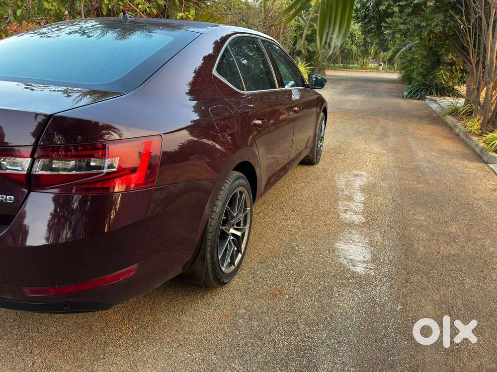 Skoda Superb Lk 1.8 Tsi At, 2016, Petrol