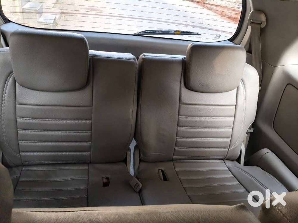 Toyota Innova 2.5 V 8 Str, 2013, Diesel