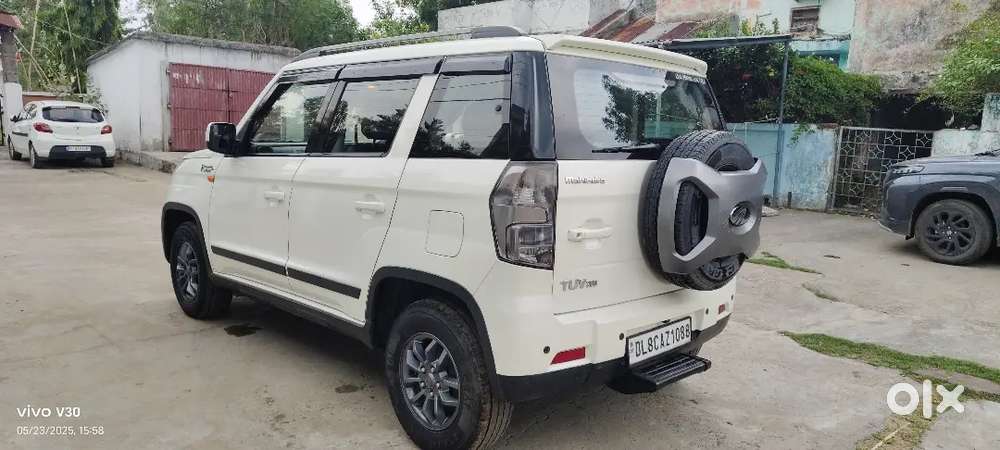 Mahindra Tuv 300 2019 Diesel Well Maintained
