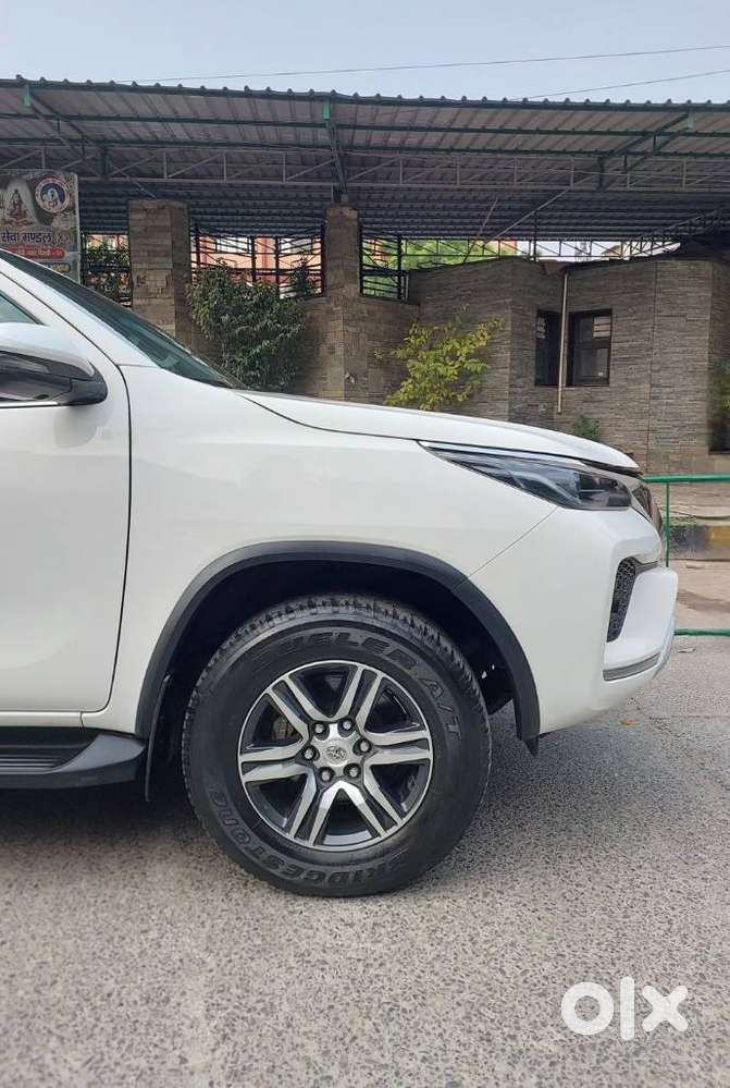 Toyota Fortuner 4x2 At 2.7 Petrol, 2024, Petrol