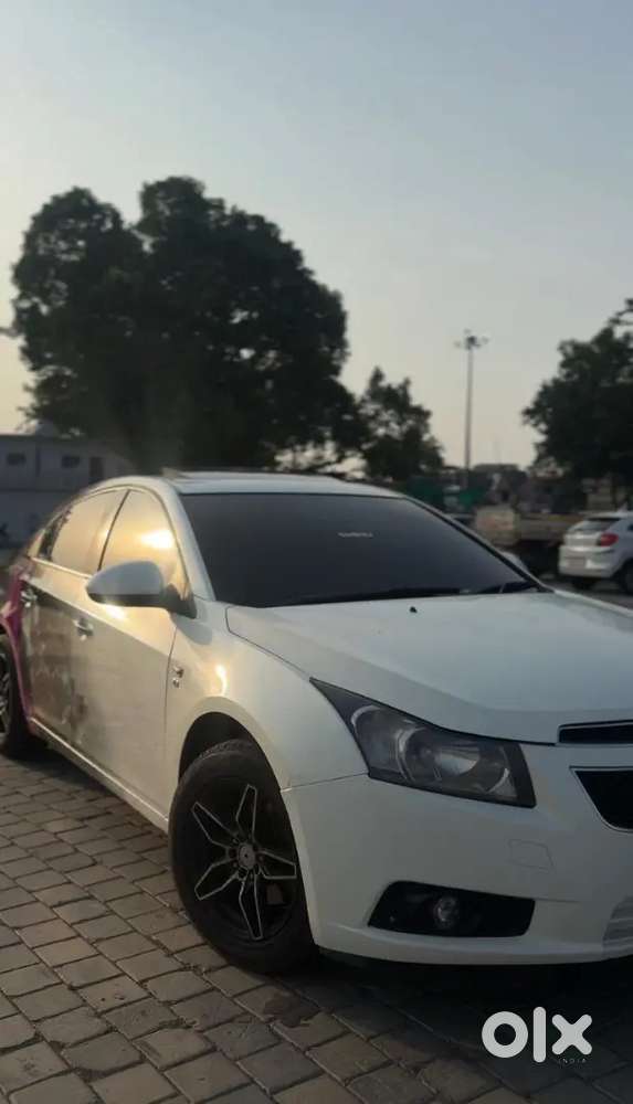 Chevrolet Cruze 2011 Diesel Good Condition