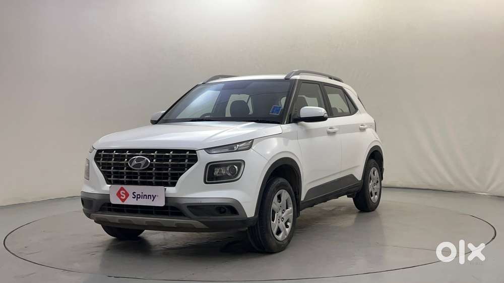 Hyundai Venue 1.2 S Plus, 2022, Petrol