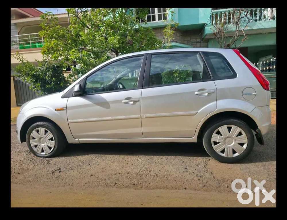 Ford Figo Diesel Titanium 2011