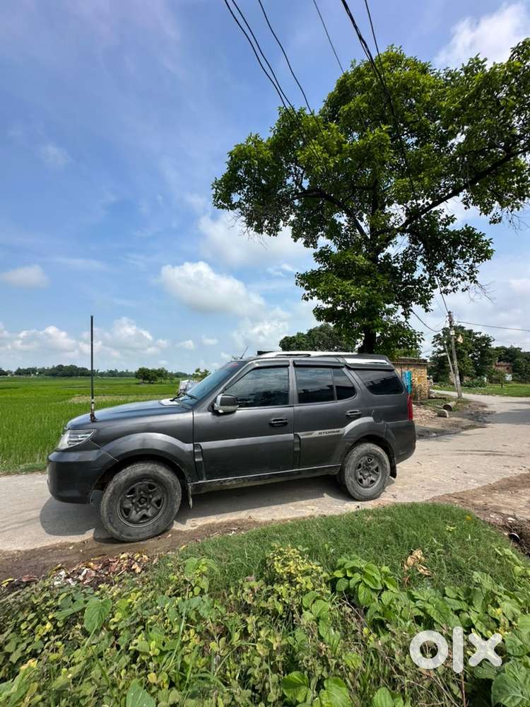 Tata Safari Storme 2018