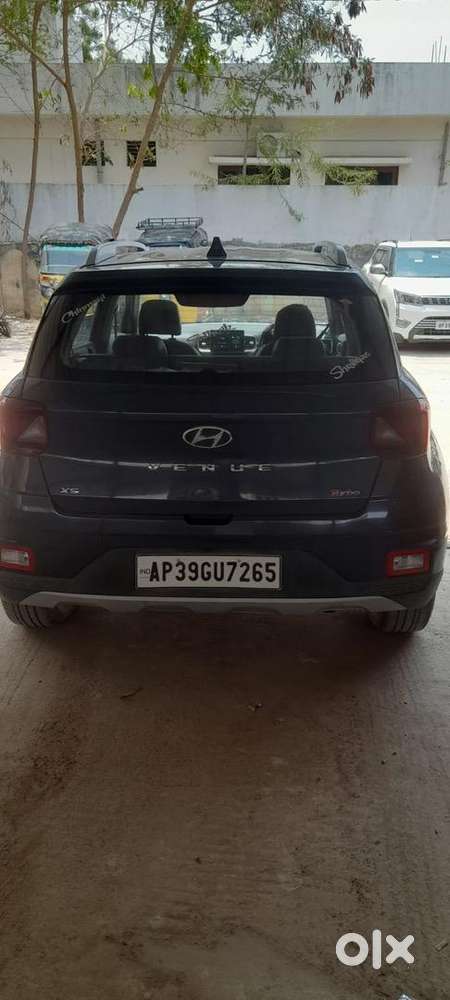 Hyundai Venue 2020 Petrol Good Condition
