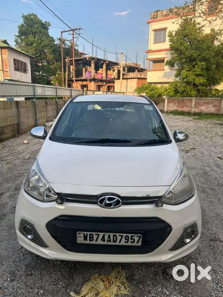Hyundai Grand I10 2015 Car