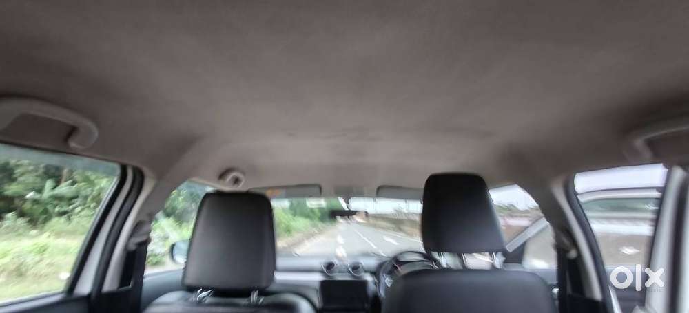 Maruti Suzuki Swift Vxi + Manual, 2022, Petrol