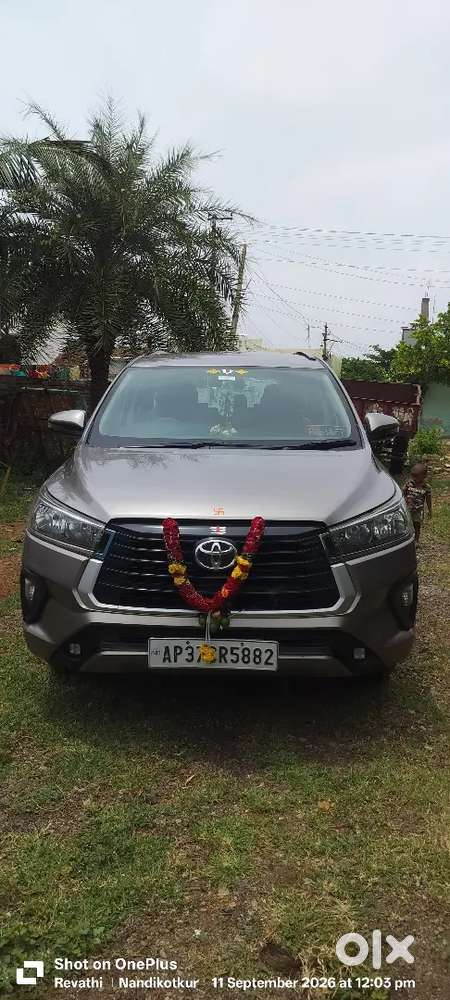Toyota Innova Crysta 2017 Manual