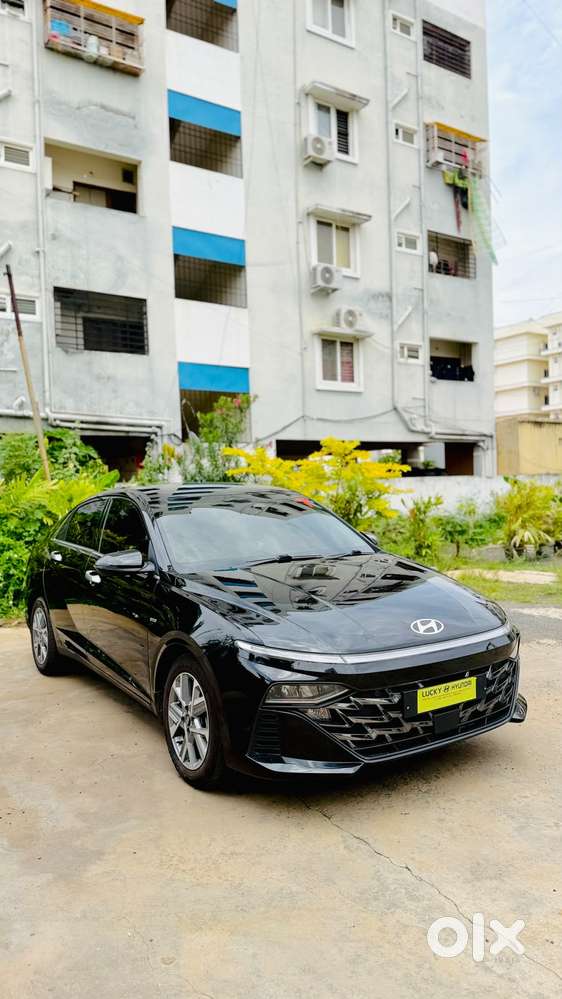 Hyundai Verna Sx(o) Petrol At, 2025, Petrol