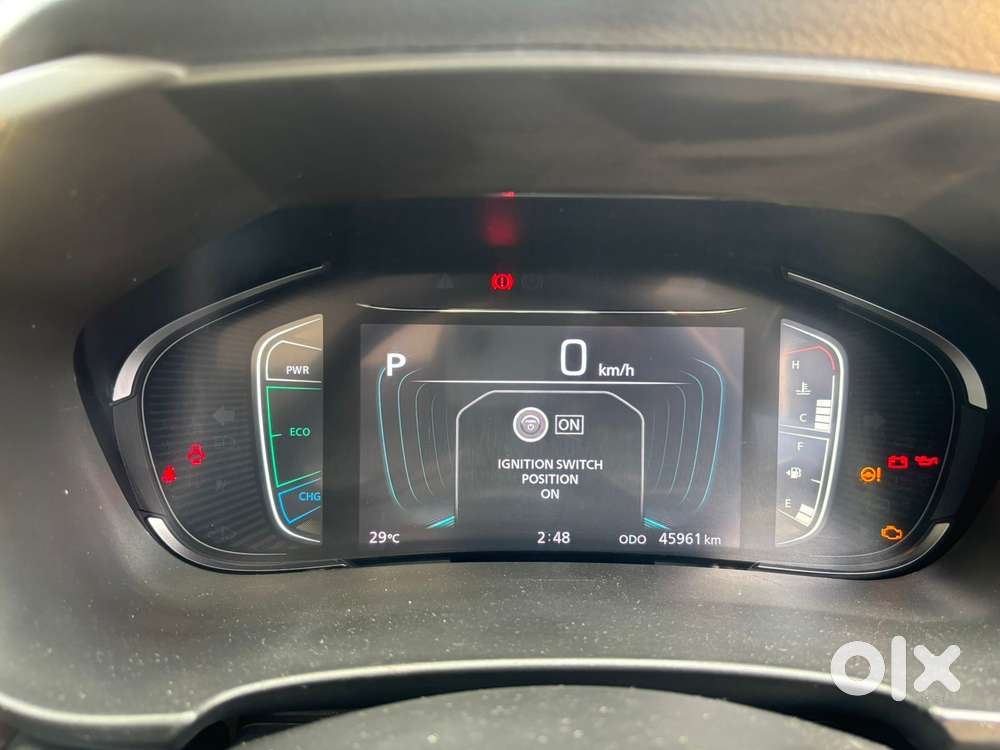 Maruti Suzuki Grand Vitara 1.5 Alpha Plus Intelligent Hybrid Ecvt, 2..