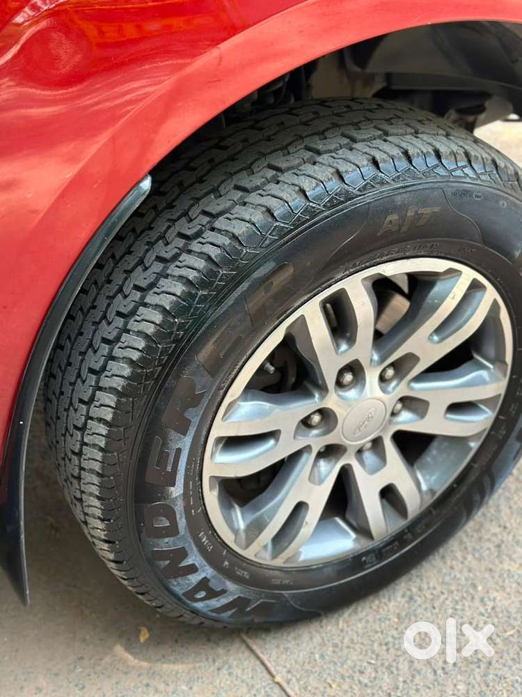 Ford Endeavour 3.2 At - Titanium