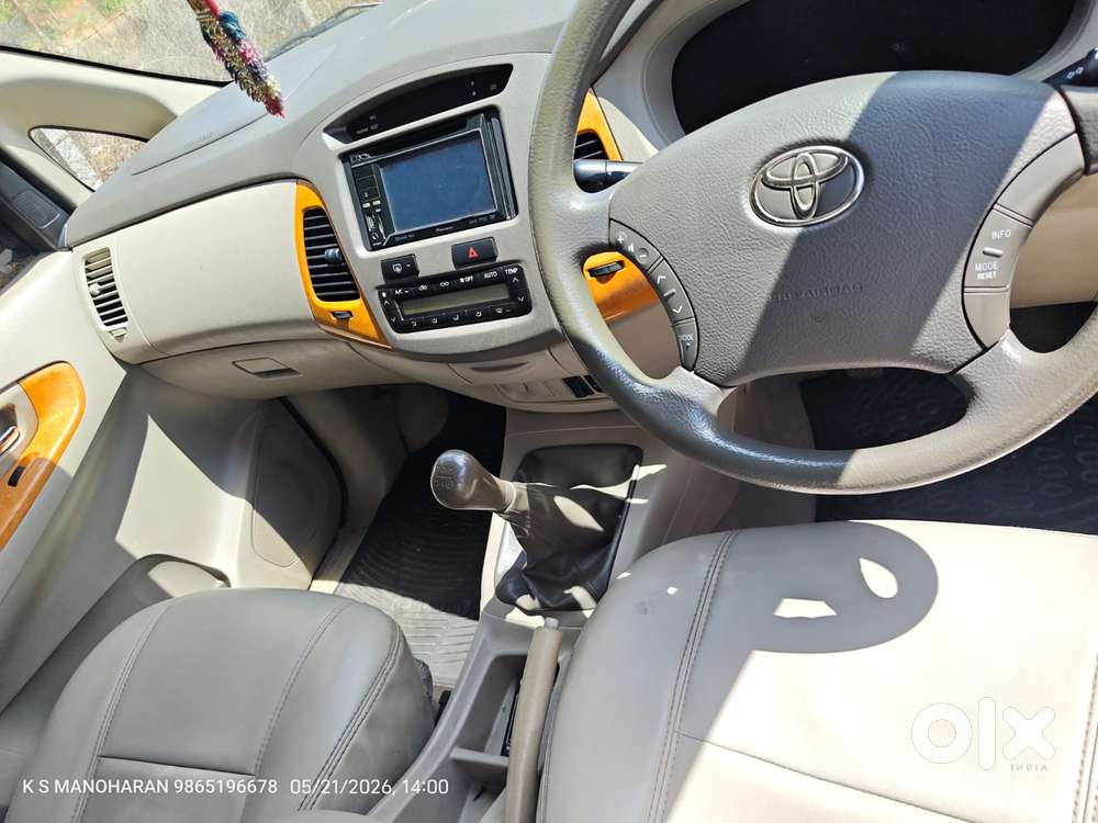 Toyota Innova 2.5 Vx 8 Str, 2010, Diesel