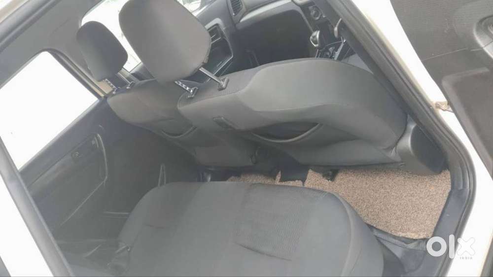 Vitara Brezza Amt Excellent Condition Not Required Any Work.full Servi