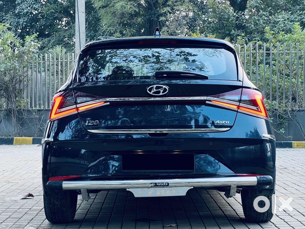 Hyundai I20 Asta (o) 1.2 Mt, 2022, Petrol