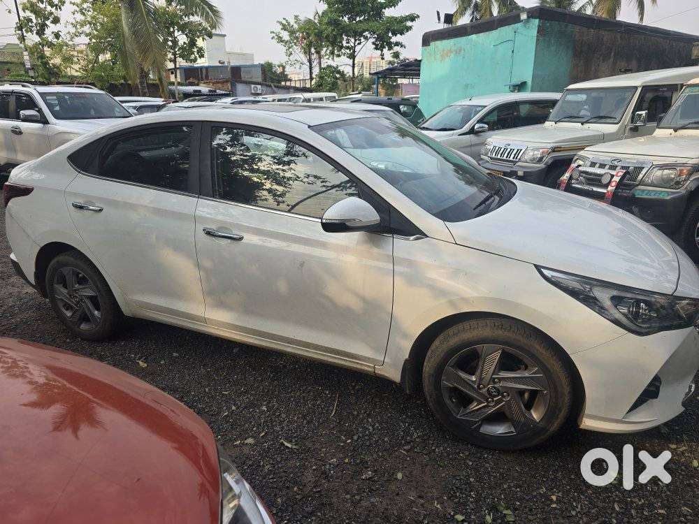 Hyundai Verna 1.5 Sx (o) Vtvt Ivt, 2023, Petrol