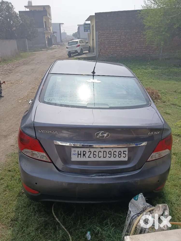 Hyundai New Verna 2013 Petrol 166000 Km Driven