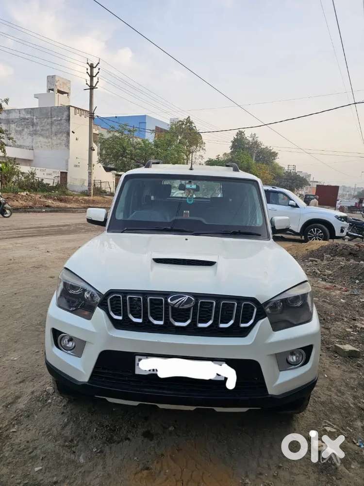 Mahindra Scorpio