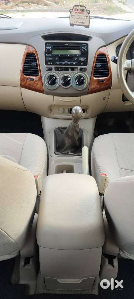 Toyota Innova 2.5 V 7 Str, 2007, Diesel