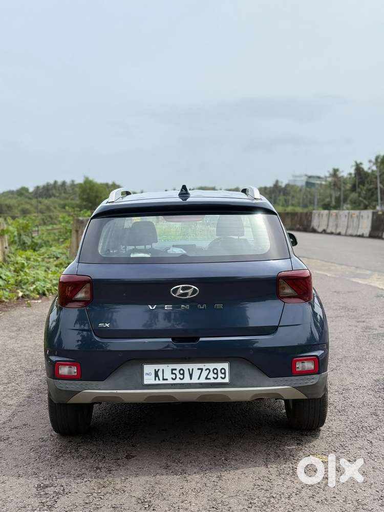 Hyundai Venue Sx (o) Mt 1.5 Diesel, 2020, Diesel