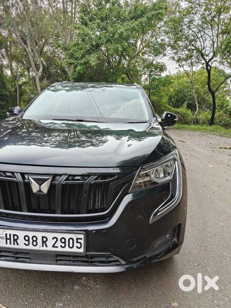 Mahindra Xuv700 2.0 Ax 7 Petrol At Str, 2024, Petrol
