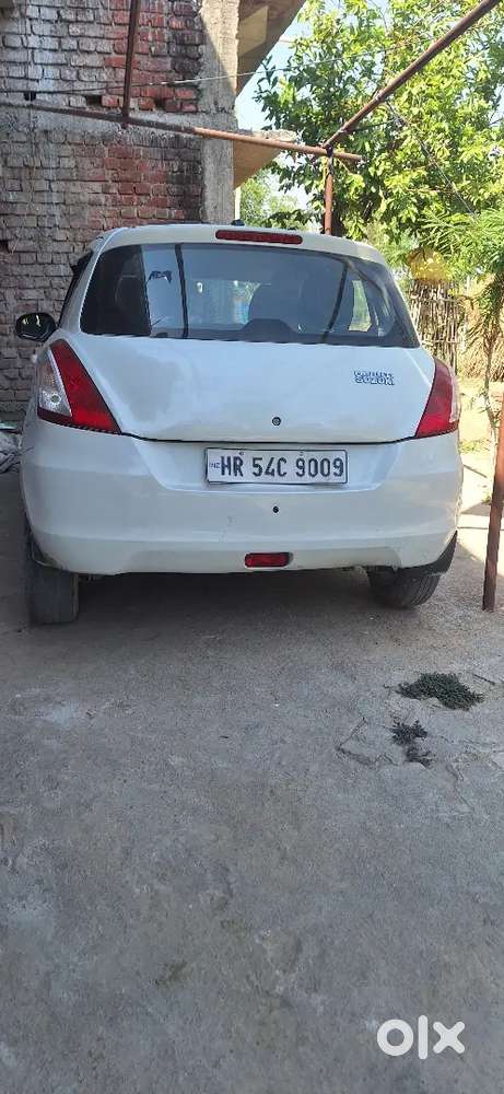 Maruti Suzuki Swift 2015 Diesel 220000 Km Driven