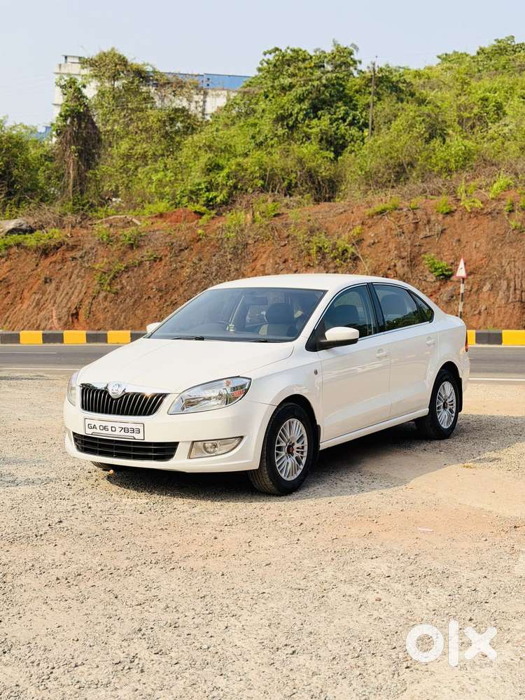 Skoda Rapid 1.6 Mpi Ambition, 2012, Petrol