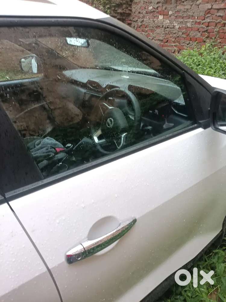 Nissan Magnite 2026 Petrol 4000 Km Driven