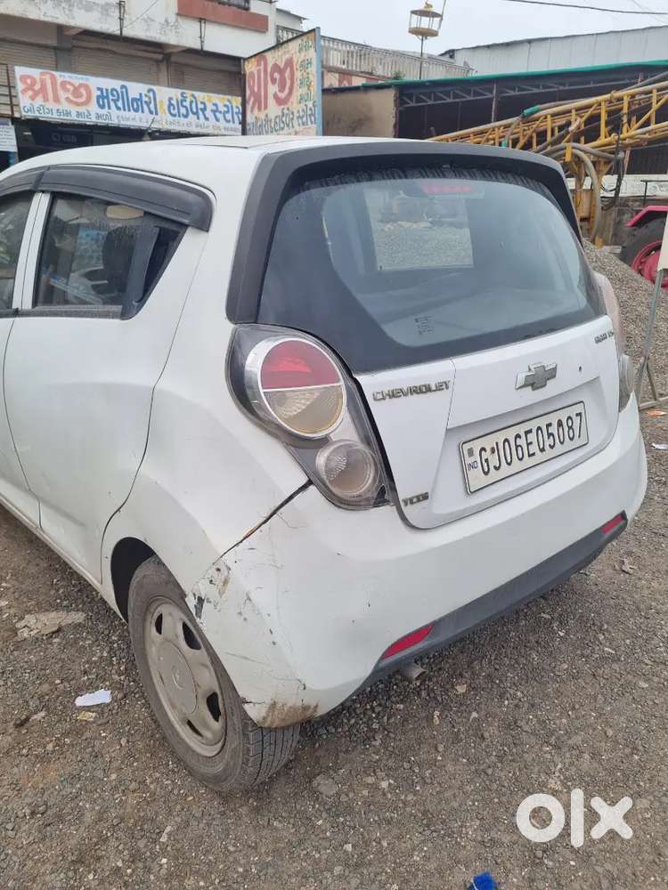 Chevrolet Beat Petrol 2012