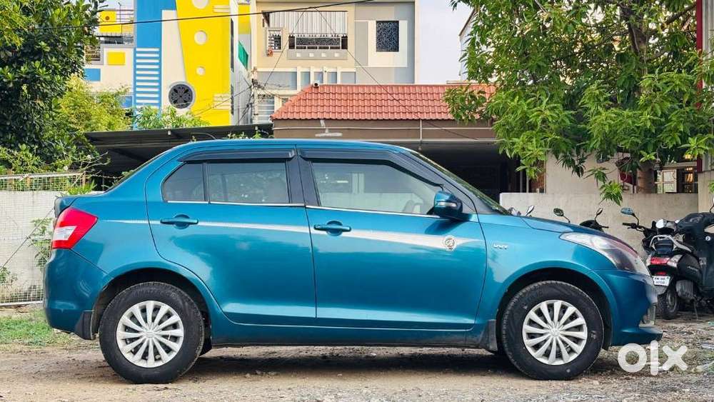 Maruti Suzuki Swift Dzire 1.2 Vxi Bsiv, 2015, Petrol