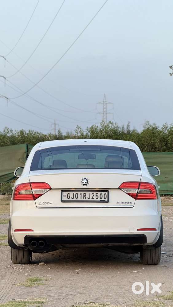 Skoda Superb 2.0 Elegance Tdi Cr At, 2015, Diesel