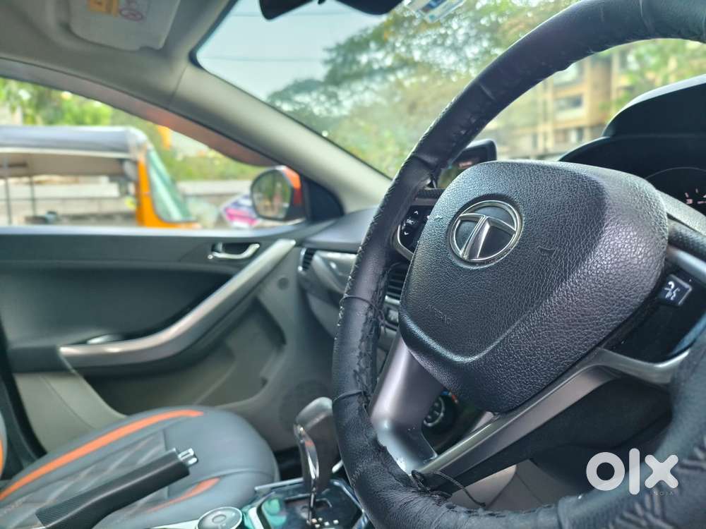 Tata Nexon 1.2 Revotron Xza Plus Dualtone, 2018, Petrol