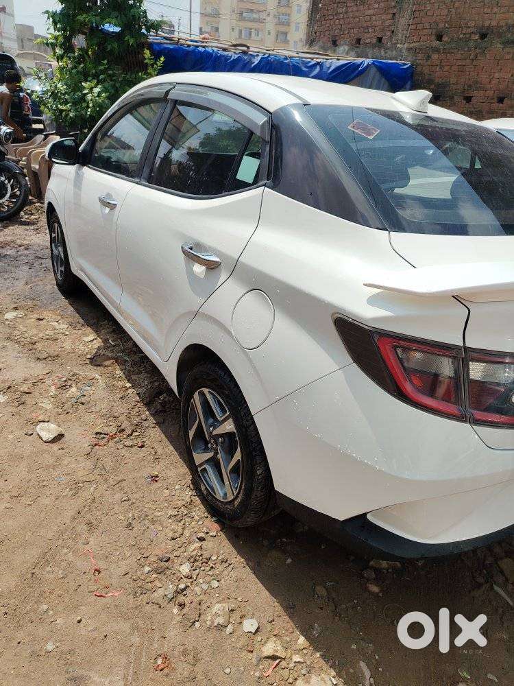 Hyundai Aura Sx 1.2 Cng, 2025, Cng & Hybrids