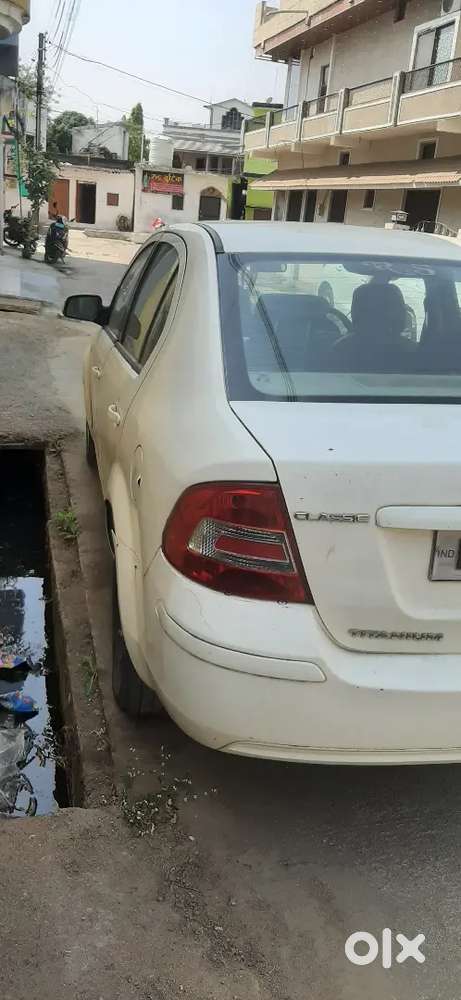 Ford Fiesta Classic 2013 Petrol 50000 Km Driven With Fancy Number