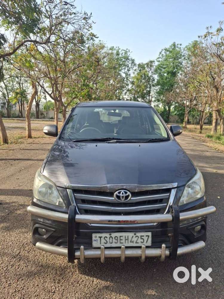 Toyota Innova 2.5 Z Diesel 7 Seater, 2015, Diesel