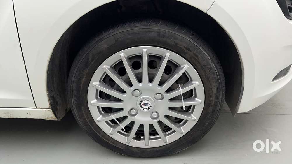 Tata Altroz 1.2 Xm Plus, 2021, Petrol