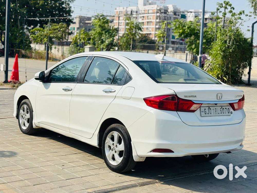 Honda City V Mt, 2015, Cng & Hybrids