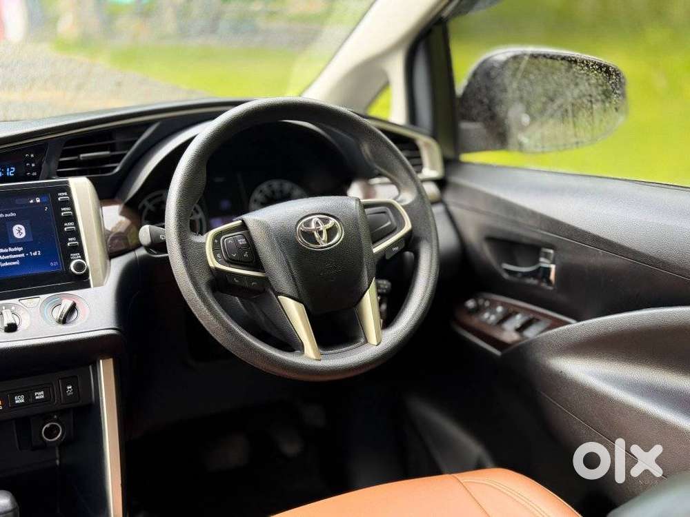 Toyota Innova Crysta [2020-ongoing] 2.4 Gx At 7 Str, 2022, Diesel