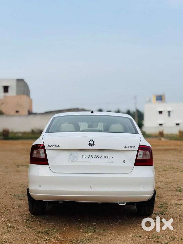 Skoda Rapid 1.5 Tdi Ambition With Alloy Wheel, 2015, Diesel