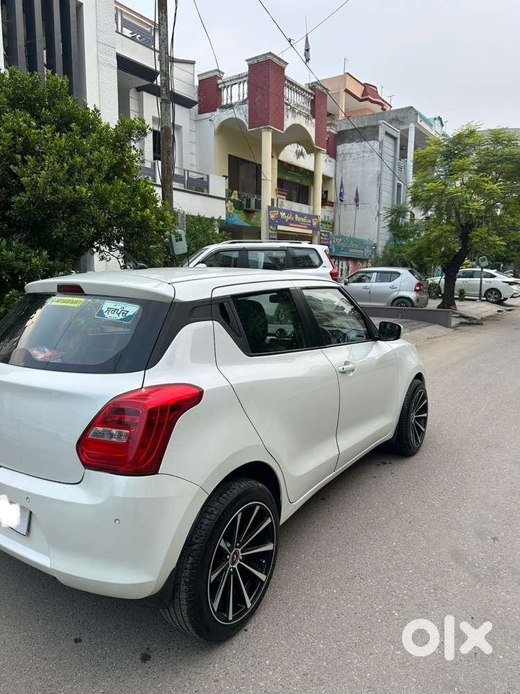 Maruti Suzuki Swift Petrol Manual 2023
