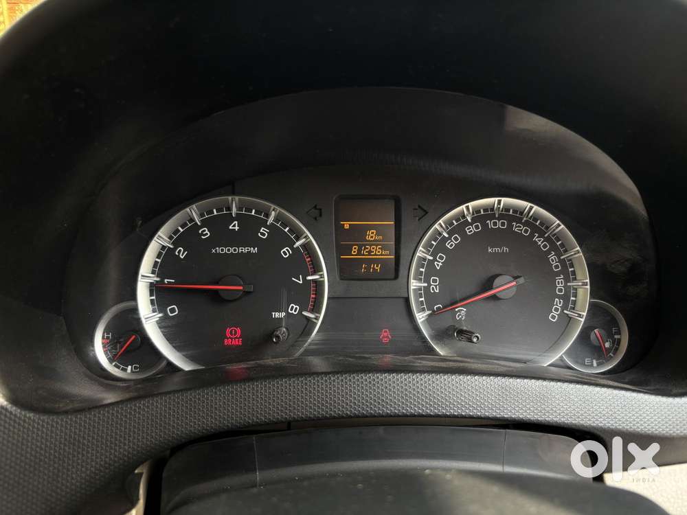 Maruti Suzuki Swift Dzire Vxi, 2013, Petrol