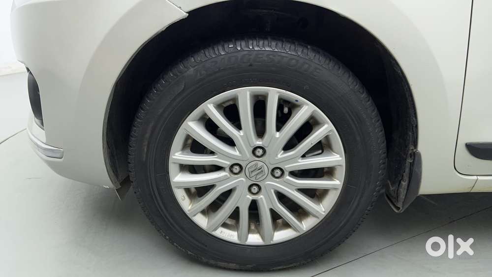Maruti Suzuki Dzire 1.2 Zxi Amt, 2017, Petrol