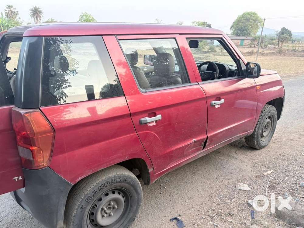 Mahindra Tuv 300 2015