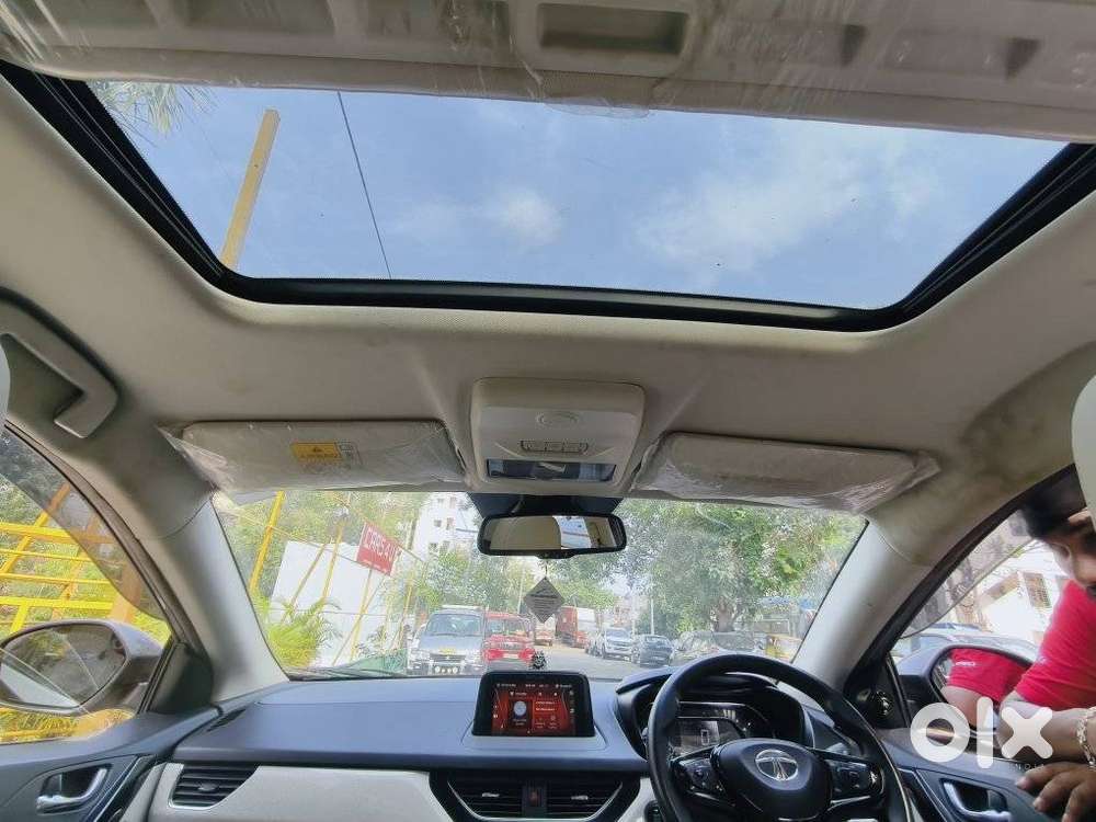 Tata Nexon 1.2 Revotron Xz Plus Dual Tone, 2023, Petrol