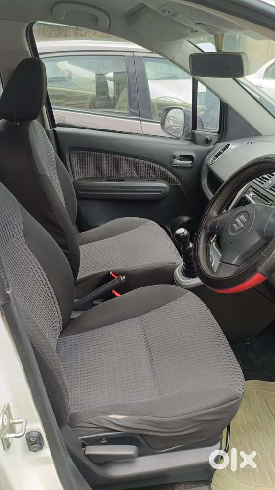 Maruti Suzuki Ritz Vxi, 2014, Petrol