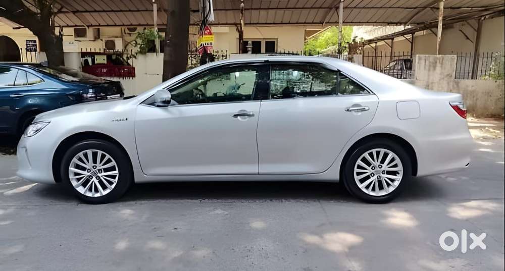 Toyota Camry Hybrid 2.5, 2016, Petrol