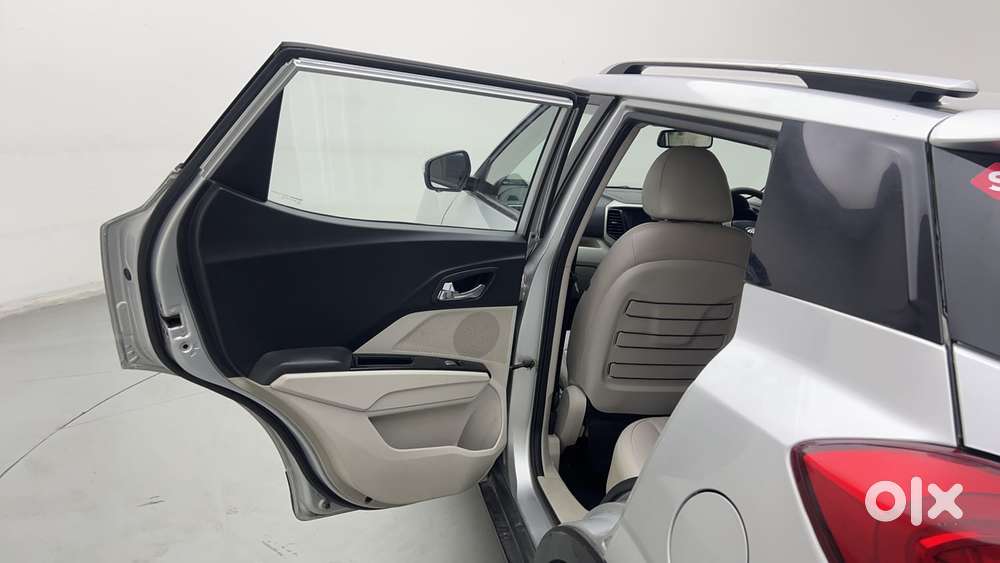 Mahindra Xuv300 W8 Option, 2019, Petrol